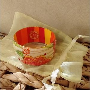 Bracelet Bangle NWOT Decorative Artistic style